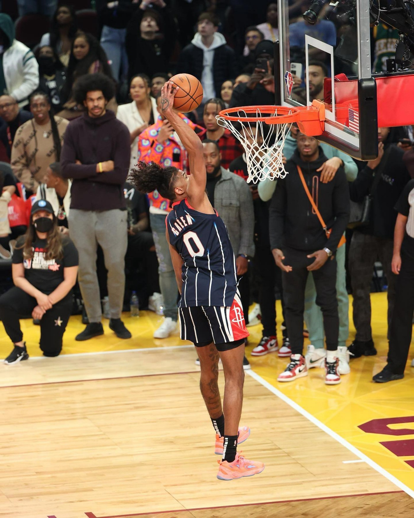 有机可调吊架及无极可调吊架